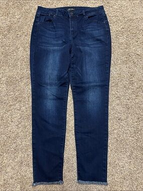 Charlie B Frayed Hem Jeans